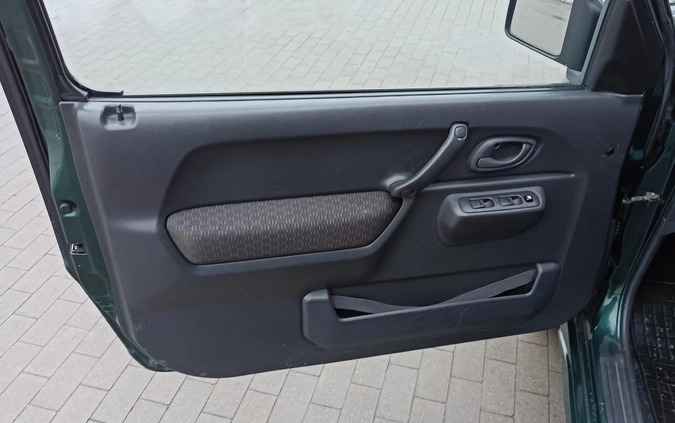 Suzuki Jimny cena 29900 przebieg: 157892, rok produkcji 2006 z Mszczonów małe 667